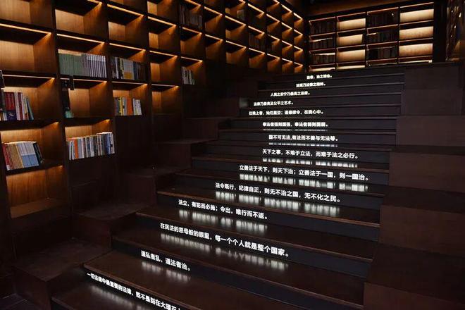 陈专业出版社的美编部门能干多少事儿？！PG麻将胡了2模拟器从图书装帧到文创展(图6)